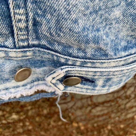 Vintage Misty Valley acid wash denim jean jacket - Picture 7 of 9